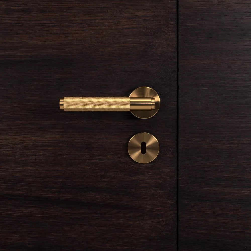 TÜRGRIFF EINZEL FIXIERT – FIXED DOOR HANDLE CROSS SINGLE BRASS