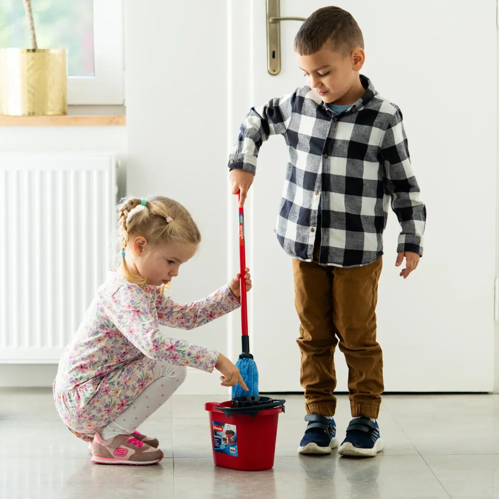 Wischmopp-Set mit Eimer und Aufsatz