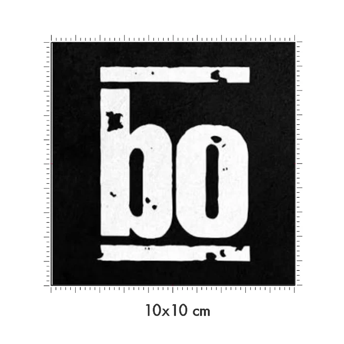 10 x 10 cm